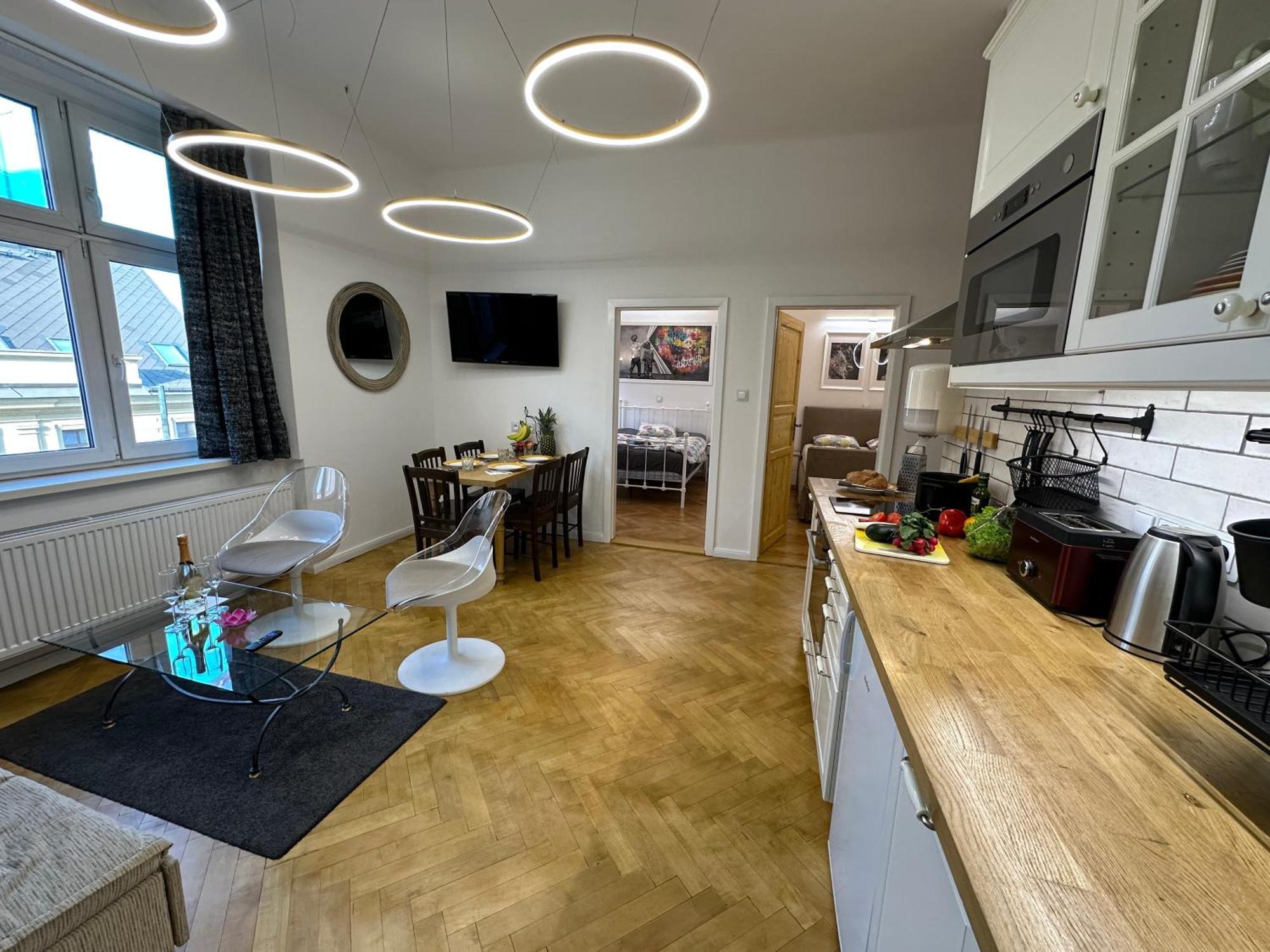 Karlin Oasis 2-Bedroom Apartment ปราก ภายนอก รูปภาพ